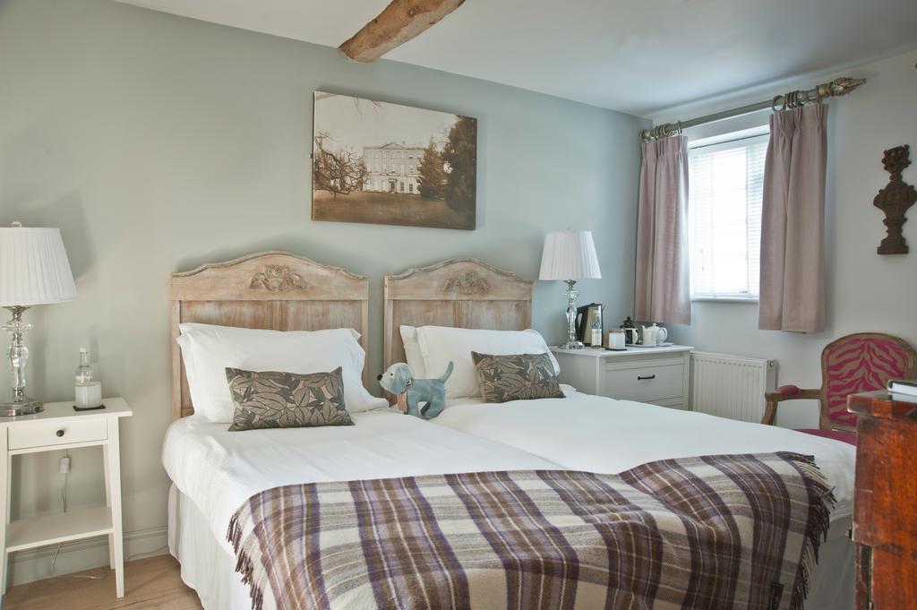The Bell, Alderminster Bed & Breakfast Стратфорд на Ейвън Стая снимка